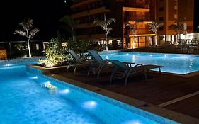 Praia dos Milionários - Ilhéus - Apartamento Duna 403 com 2 quartos - Completo - Vista mar - Conforto